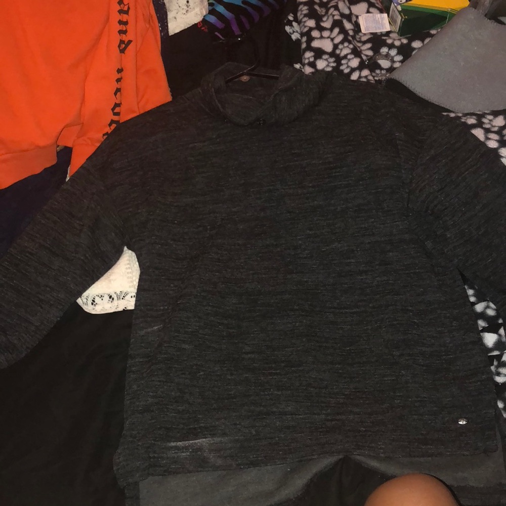 grey sweater